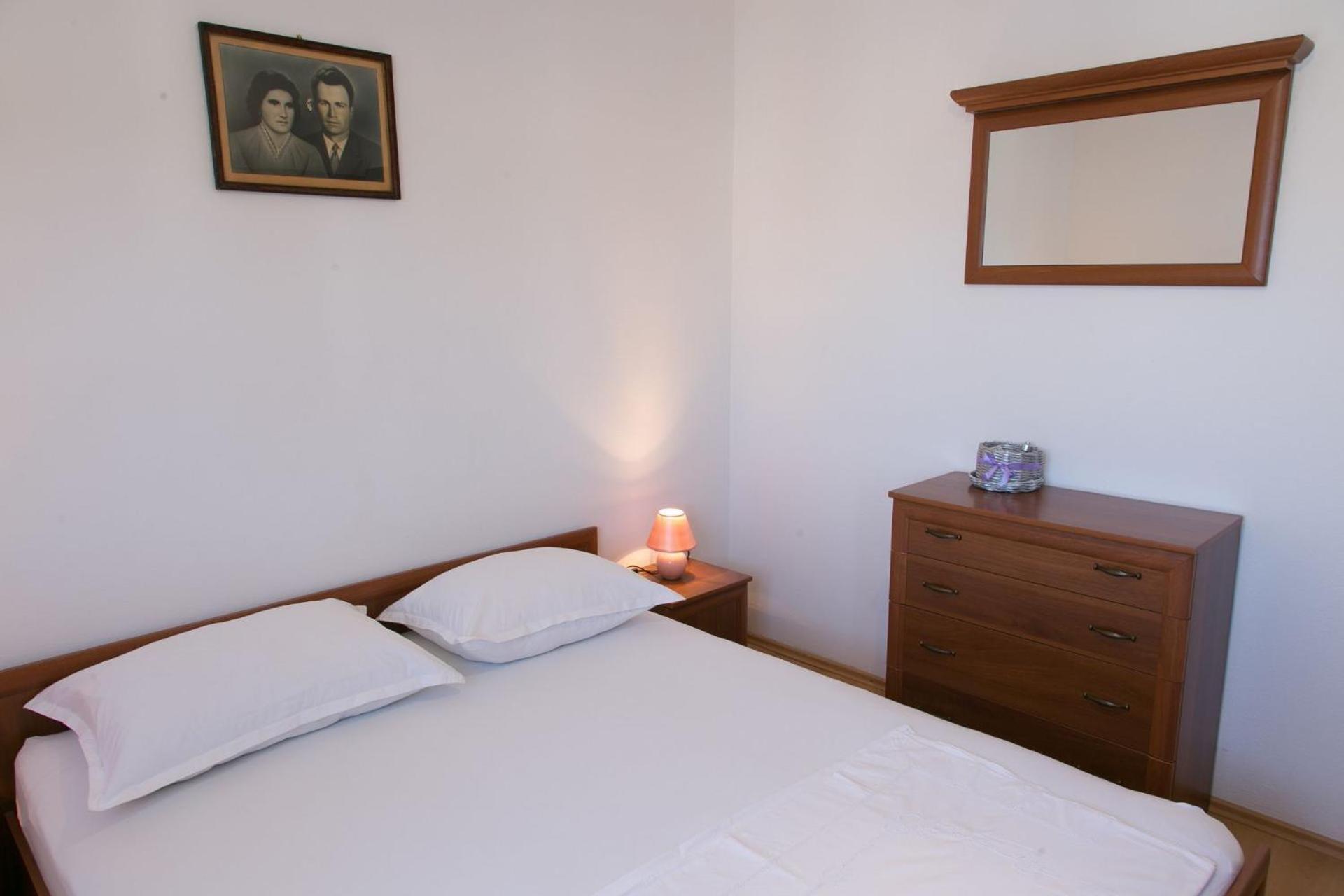 Apartments Ivica - 150M From Sea Trogir Eksteriør billede