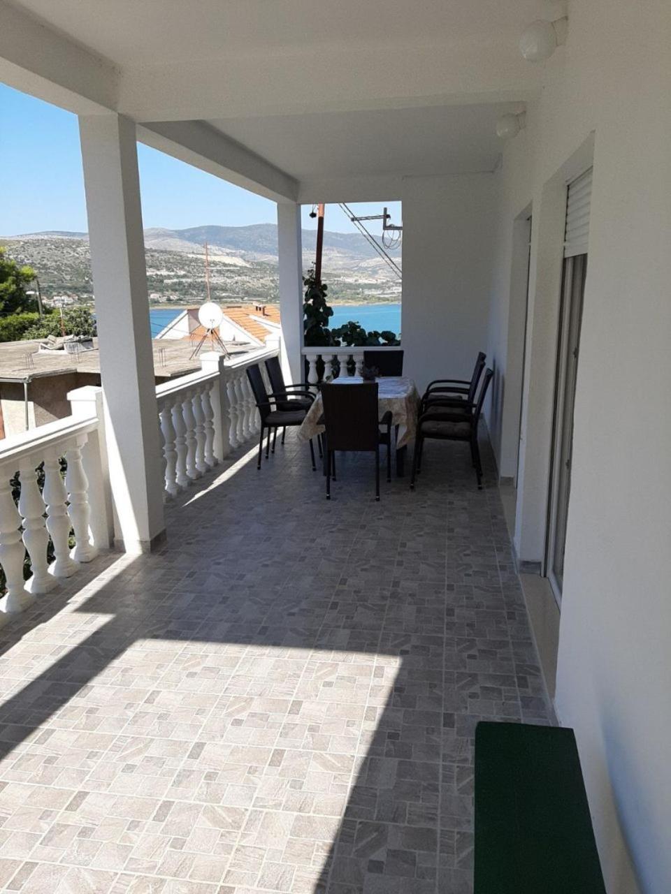 Apartments Ivica - 150M From Sea Trogir Eksteriør billede